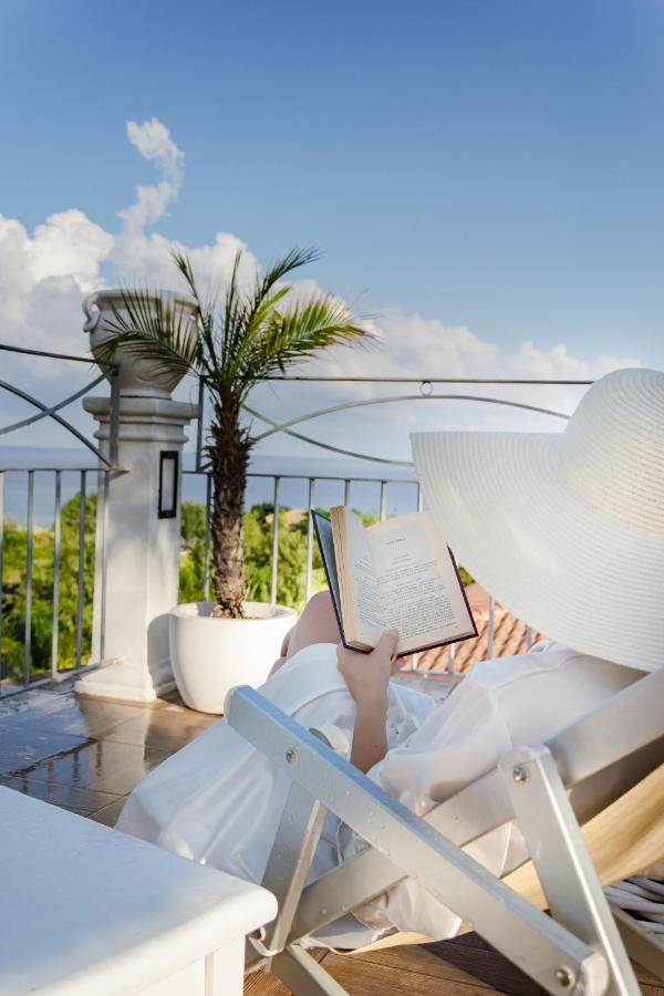Residence Porto Ulisse Parghelia Luaran gambar