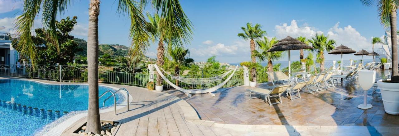 Residence Porto Ulisse Parghelia Luaran gambar