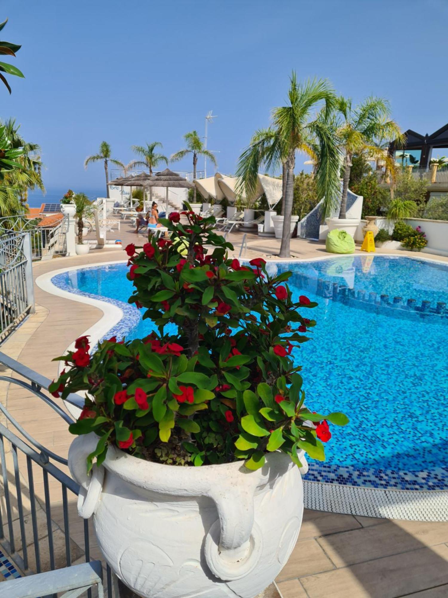 Residence Porto Ulisse Parghelia Luaran gambar