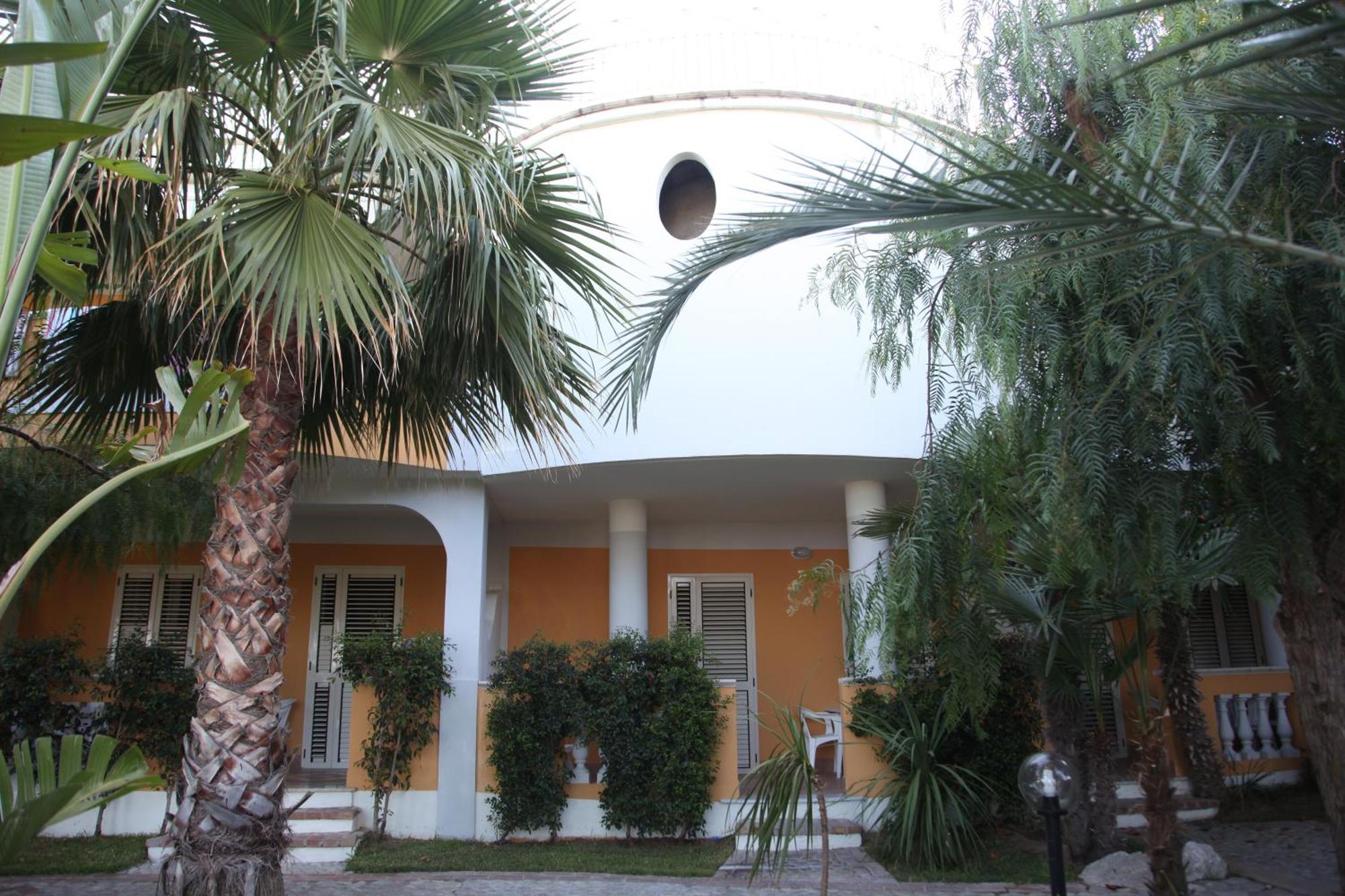 Residence Porto Ulisse Parghelia Luaran gambar
