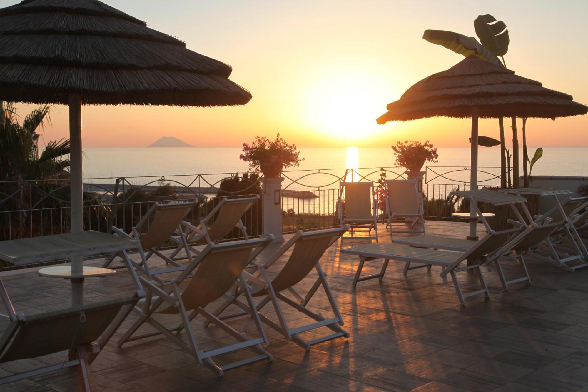 Residence Porto Ulisse Parghelia Luaran gambar